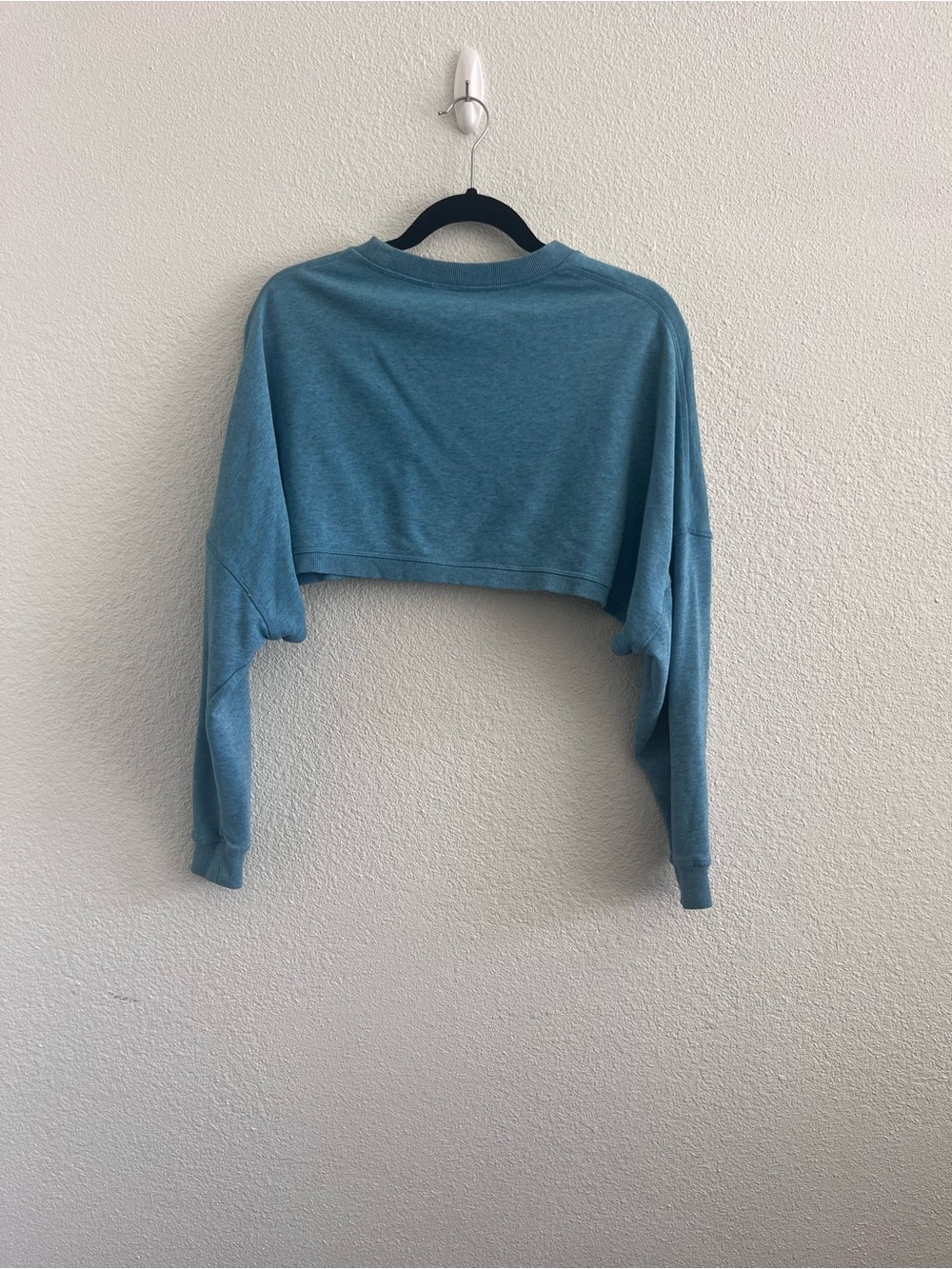 Urban Outfitters Cropped Crewneck Sweatshirt - Teal Blue - Picture 3 of 4